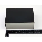Caja metálica para proyectos 210x155x80mm con tornillos para cierre seguro