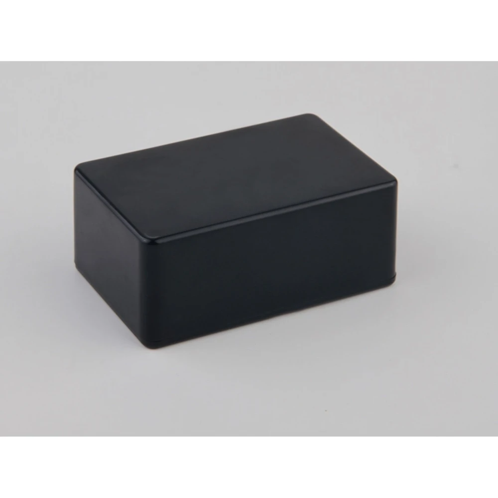Caja plastico para proyectos 70x45x29mm con cierre hermético a presión