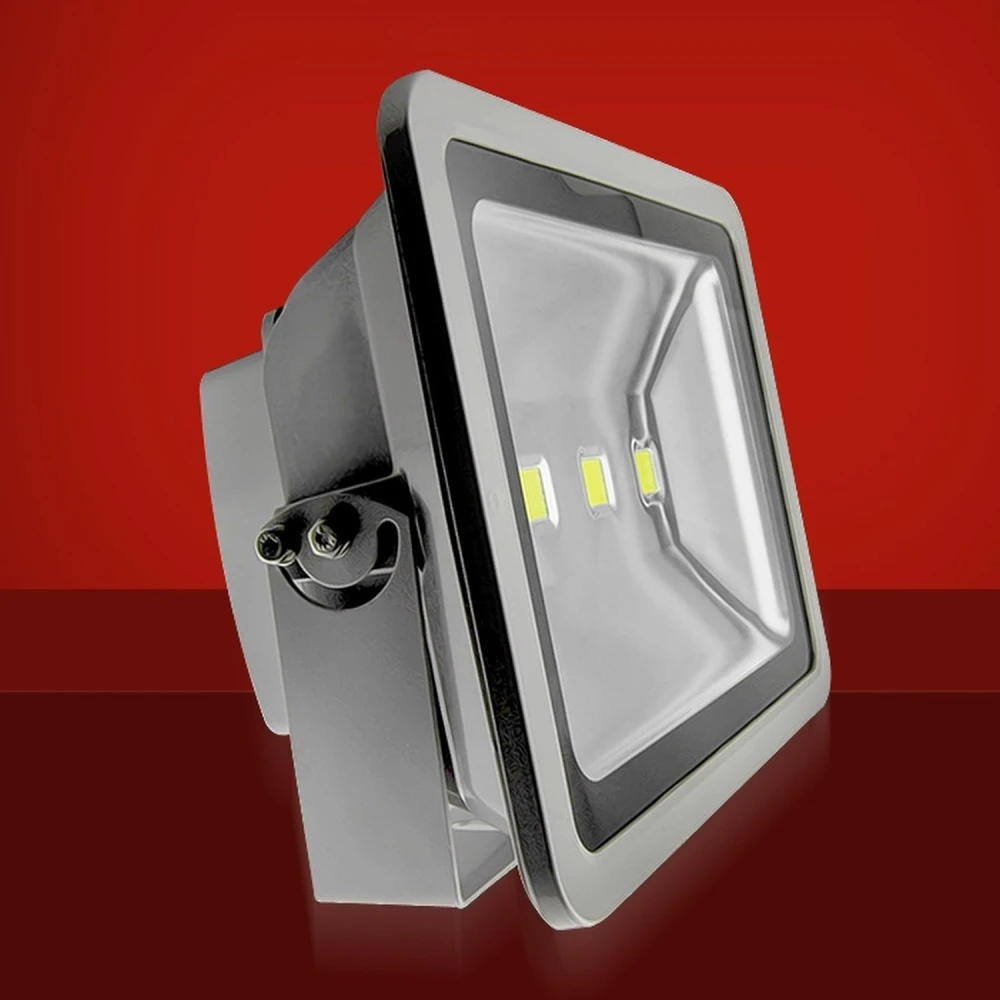 Proiector LED 150W 3000K lumină caldă pentru exterior