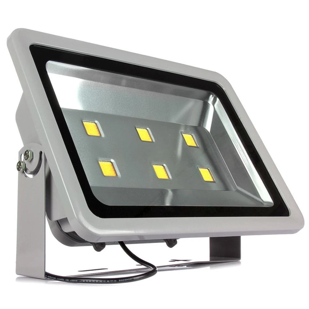 Proiector LED 300W 6000K cu lumină puternică pentru exterior
