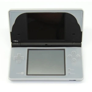 Husă silicon Nintendo DSI albă pentru protecție și confort