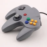 Controller compatibil Nintendo 64 cu conector original și cablu negru