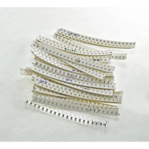 Pachet condensatori SMD 0603 - 720 condensatori, 36 valori de 1pF la 10uF