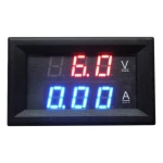 Pantalla LED del voltímetro y amperímetro digital empotrable rojo con indicadores de voltaje y corriente