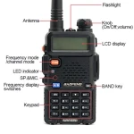 Walkie talkie Baofeng UV-5R 8W cu căști și bandă duală VHF/UHF
